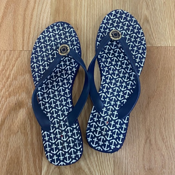 Tommy Hilfiger women’s flip flops - Picture 1 of 6